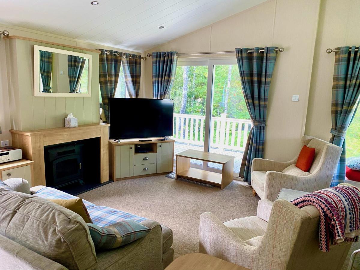 פיטלוצ'רי Caorann Lodge, 205 Tummel Valley מראה חיצוני תמונה
